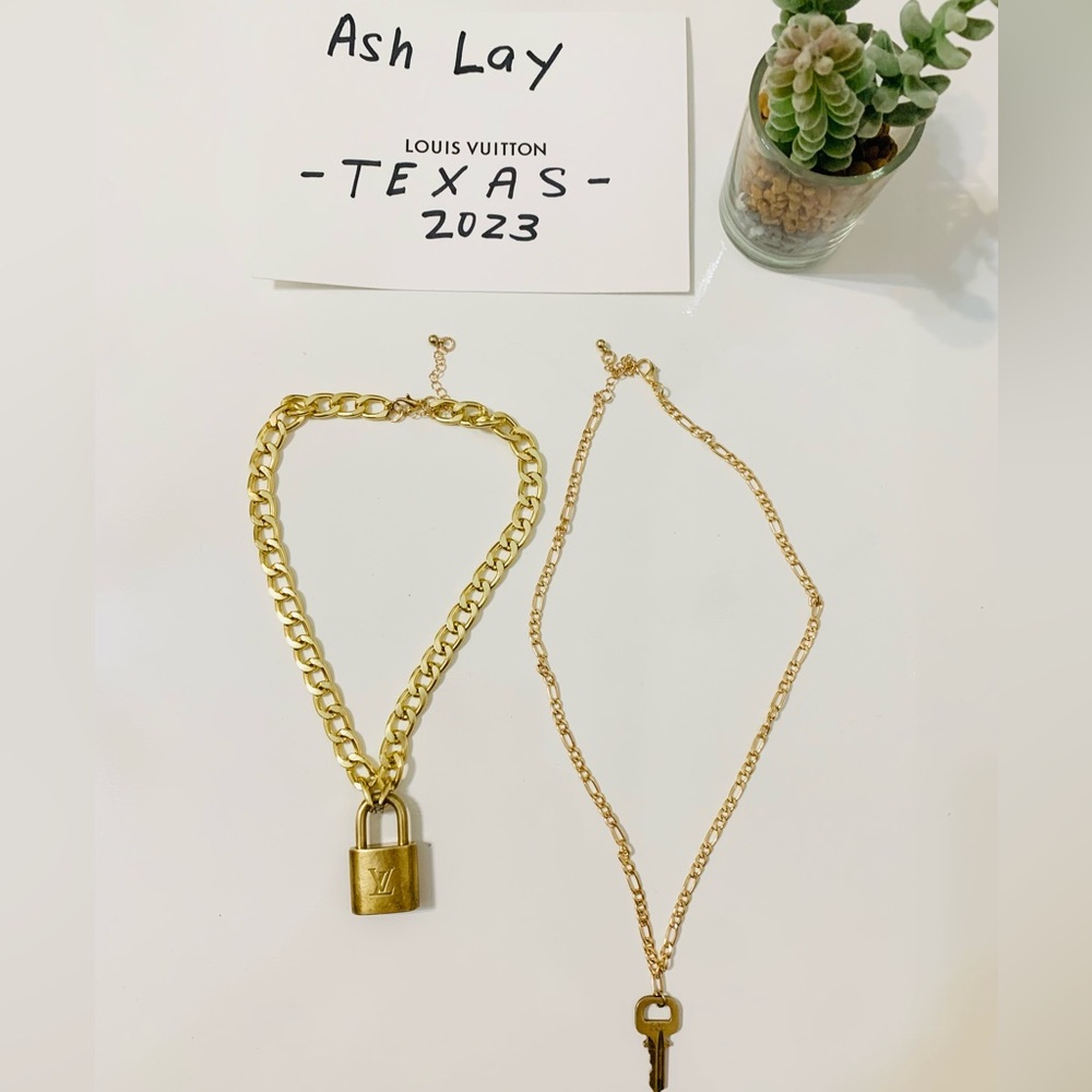 SOLD!!! LV padlock Set Necklace